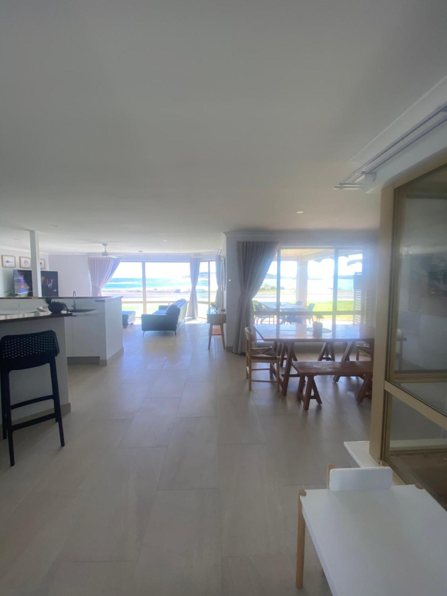 Pelican Shore Oceanfront Villa 6 كالباري المظهر الخارجي الصورة